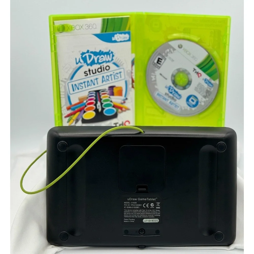 U Draw Studio Instant Artist + U Draw Tablet - Xbox 360 - Complete W/Manuel